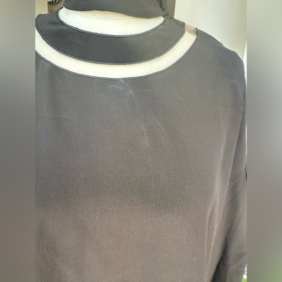 Fendi silk black top size 8 - Picture 5 of 9